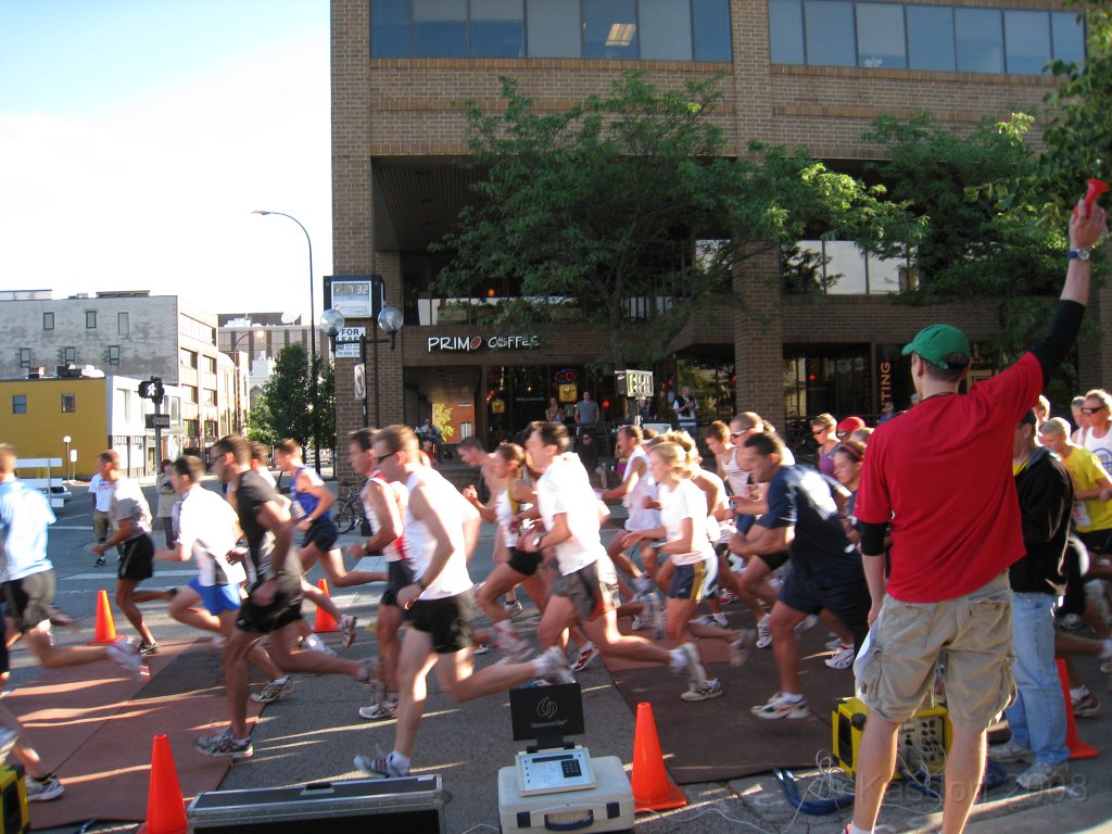 Tortoise_Hare_5K_08 130.jpg - And they are off...................